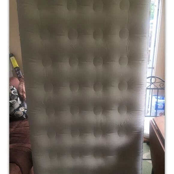 Coleman QuickBed Twin Single Bed High Airb… - Picture 1 of 7